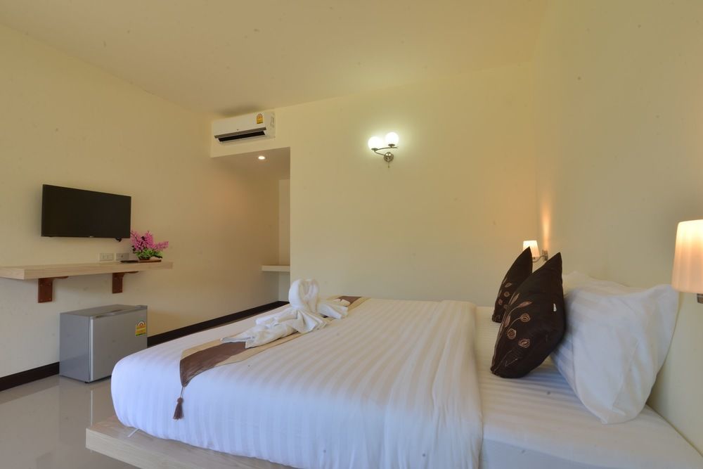 Maleesirin Oldtown Resort Ко-Ланта Экстерьер фото