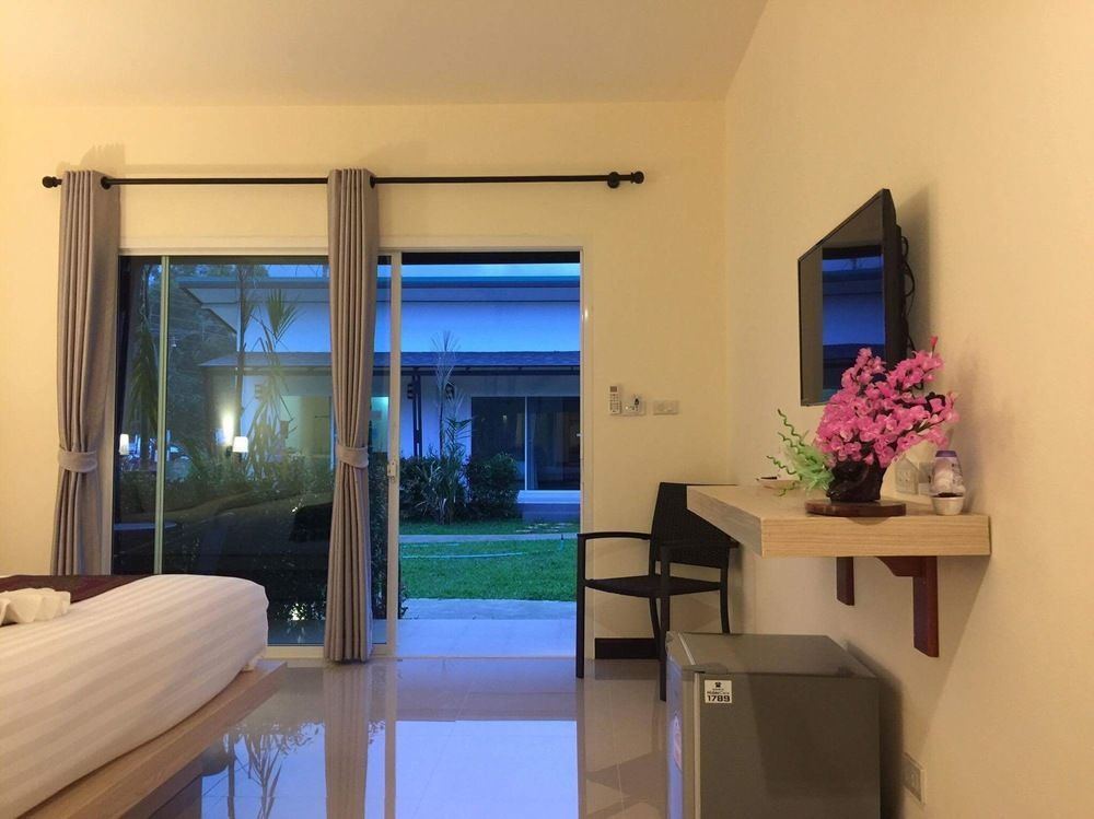 Maleesirin Oldtown Resort Ко-Ланта Экстерьер фото